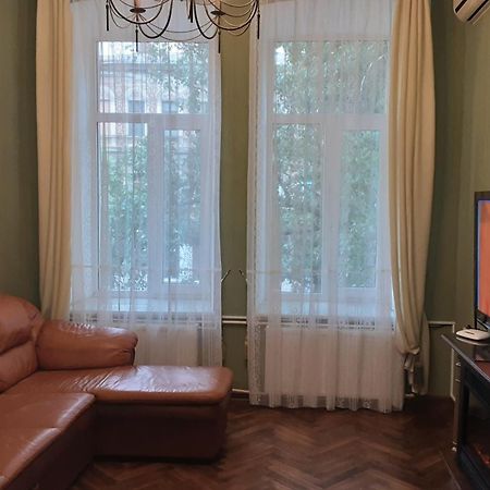 Apartment on Yevreis'ka street Odessa Buitenkant foto